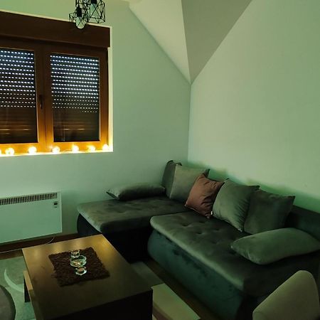 Gold Apartman, Vila Katalina 2 ซลาตีบอร์ ภายนอก รูปภาพ