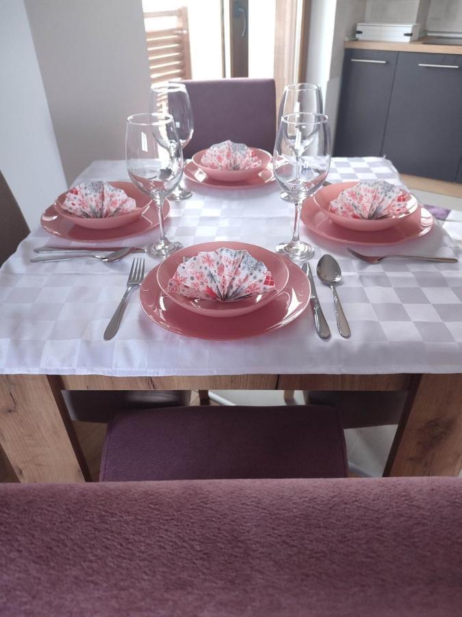 Gold Apartman, Vila Katalina 2 ซลาตีบอร์ ภายนอก รูปภาพ