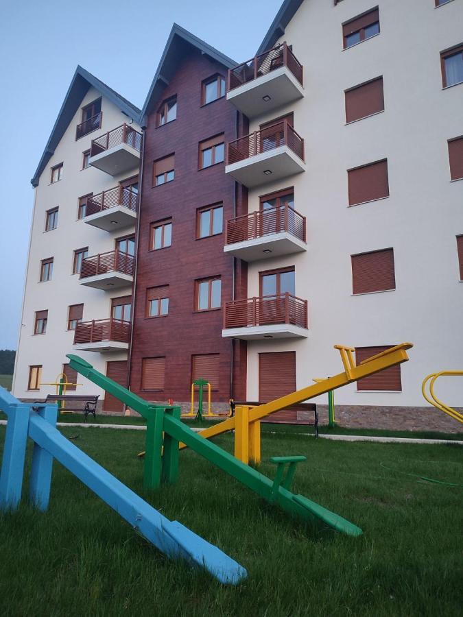 Gold Apartman, Vila Katalina 2 ซลาตีบอร์ ภายนอก รูปภาพ