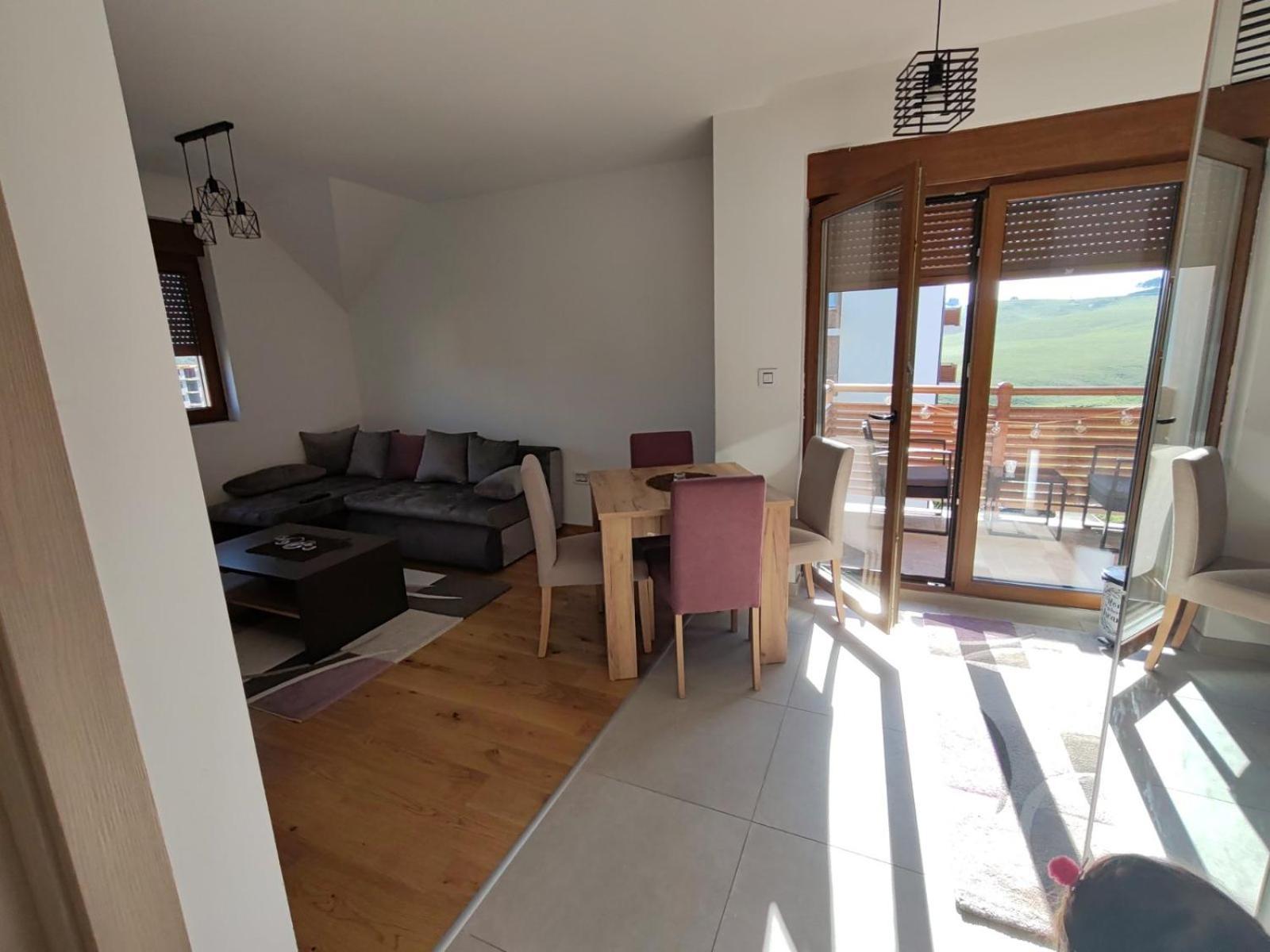 Gold Apartman, Vila Katalina 2 ซลาตีบอร์ ภายนอก รูปภาพ