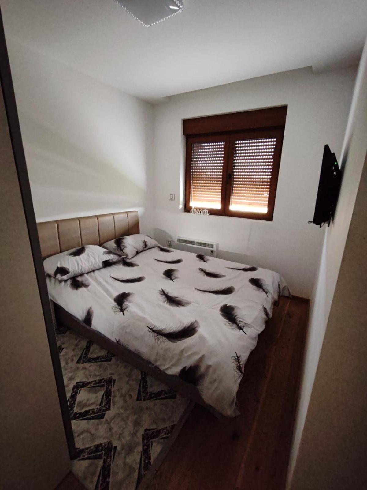 Gold Apartman, Vila Katalina 2 ซลาตีบอร์ ภายนอก รูปภาพ